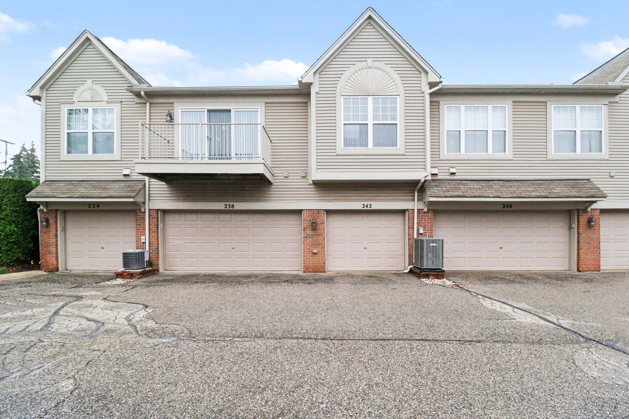 242 North Wixom Road Wixom, MI 48393 - Photo 23 of 27 027_file_3462