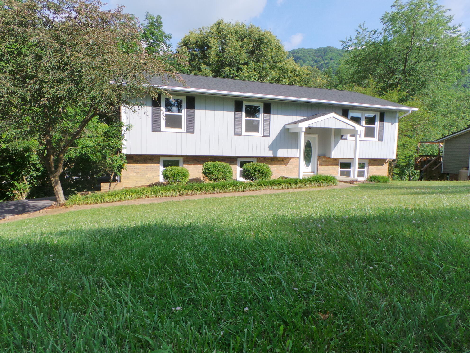 1029 Amersham Road Kingsport, TN 37660 - Photo 59 of 73 COME HOME HERE
