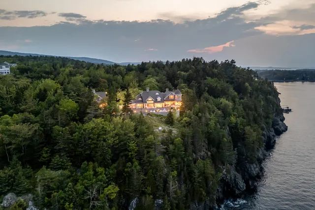 $7,400,000 | 62 Sols Cliff Road, Bar Harbor, ME 04609