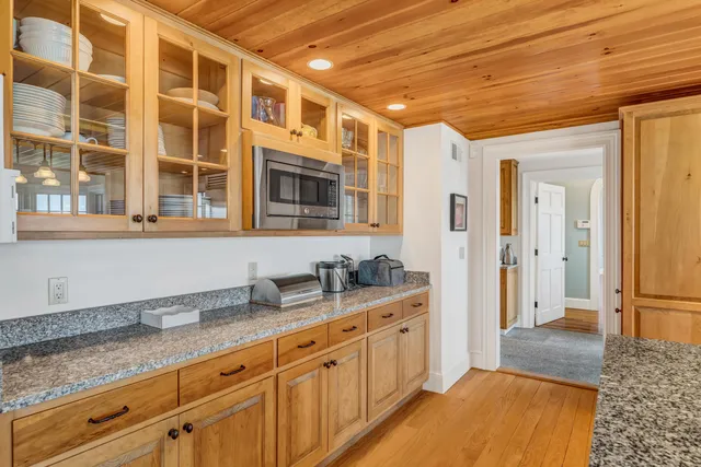 $7,400,000 | 62 Sols Cliff Road, Bar Harbor, ME 04609