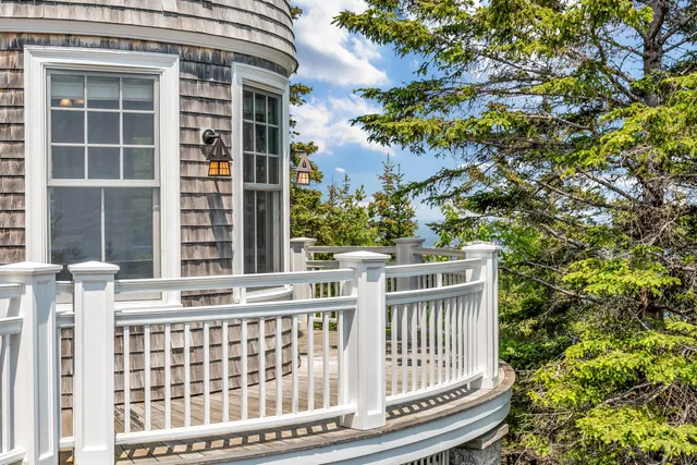 $7,400,000 | 62 Sols Cliff Road, Bar Harbor, ME 04609