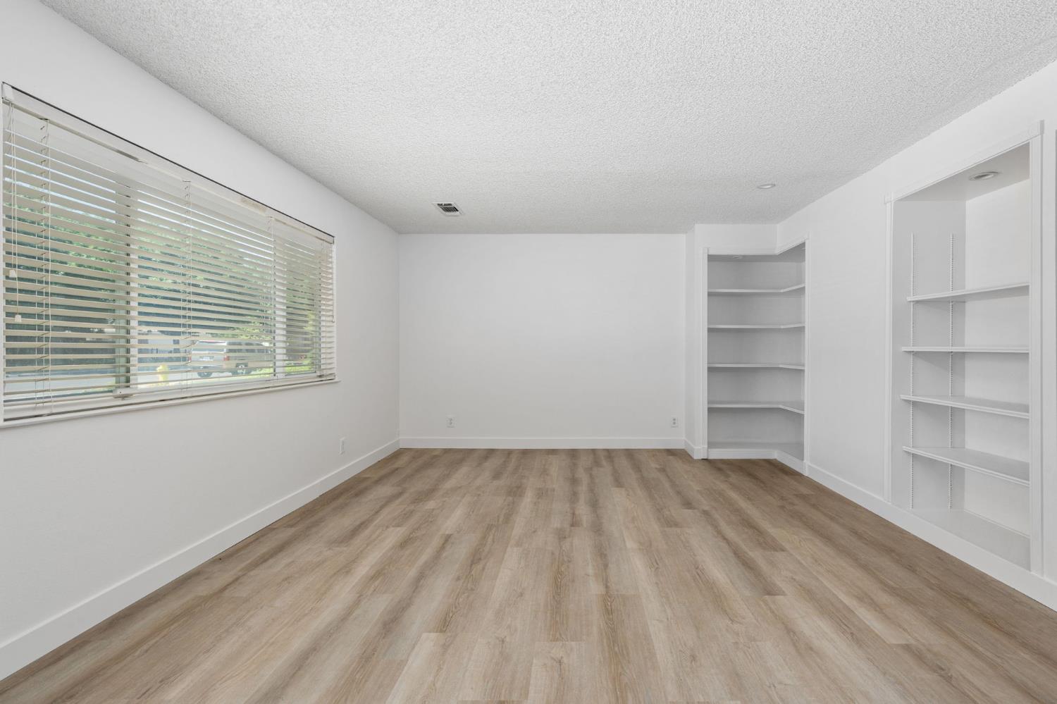 1284 North Riverview Avenue Reedley, CA 93654 - Photo 6 of 40