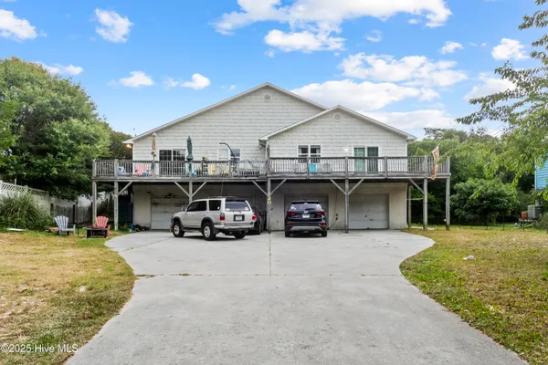 $999,000 | 120 Shore Rush Drive, Emerald Isle, NC 28594