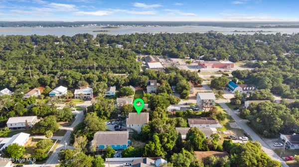 $999,000 | 120 Shore Rush Drive, Emerald Isle, NC 28594