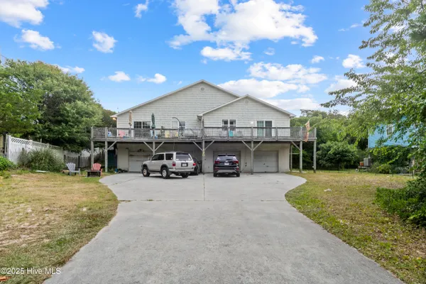 $999,000 | 120 Shore Rush Drive, Emerald Isle, NC 28594