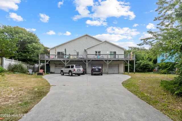 $1,150,000 | 120 Shore Rush Drive, Emerald Isle, NC 28594