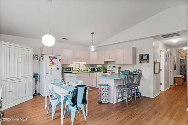 $1,150,000 | 120 Shore Rush Drive, Emerald Isle, NC 28594