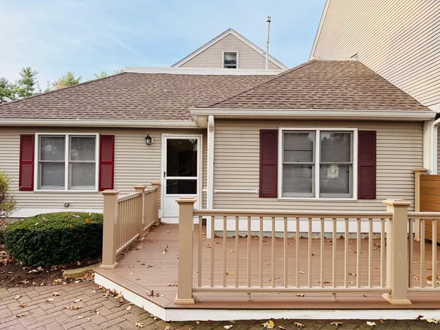 $369,900 | 810 Brookline Way, Unit 810, Rockland, MA 02370