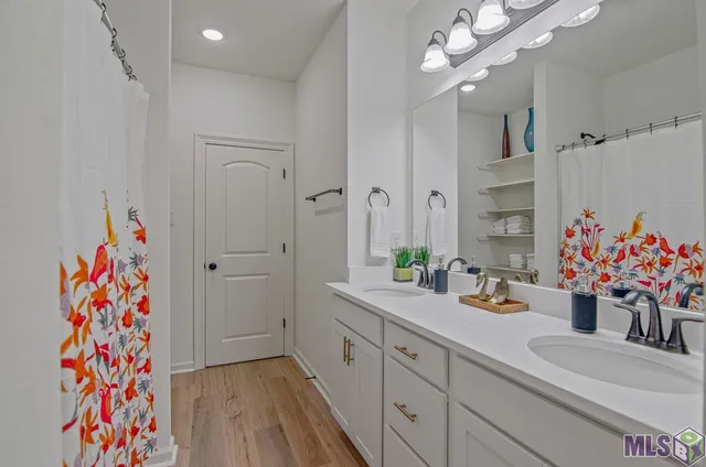 $3,300 | 5618 Cottage Lake Drive, Baton Rouge, LA 70820