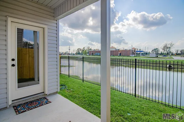 $3,000 | 5618 Cottage Lake Drive, Baton Rouge, LA 70820