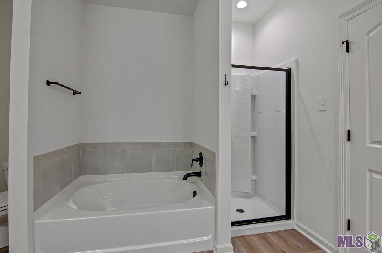 5618 Cottage Lake Drive Baton Rouge, LA 70820 - Photo 10 of 17