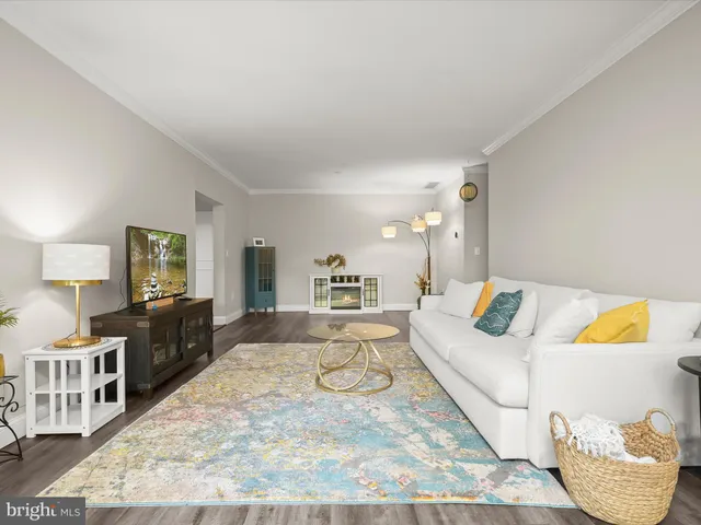 $315,000 | 10001 Windstream Drive, Unit 106, Columbia, MD 21044