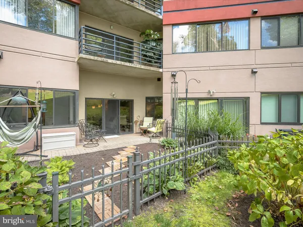 a house view with a outdoor space