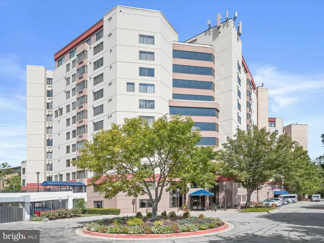 $315,000 | 10001 Windstream Drive, Unit 106, Columbia, MD 21044