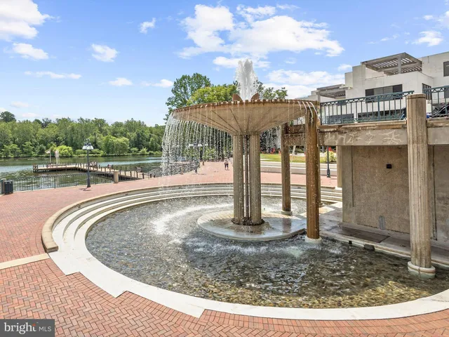 $315,000 | 10001 Windstream Drive, Unit 106, Columbia, MD 21044