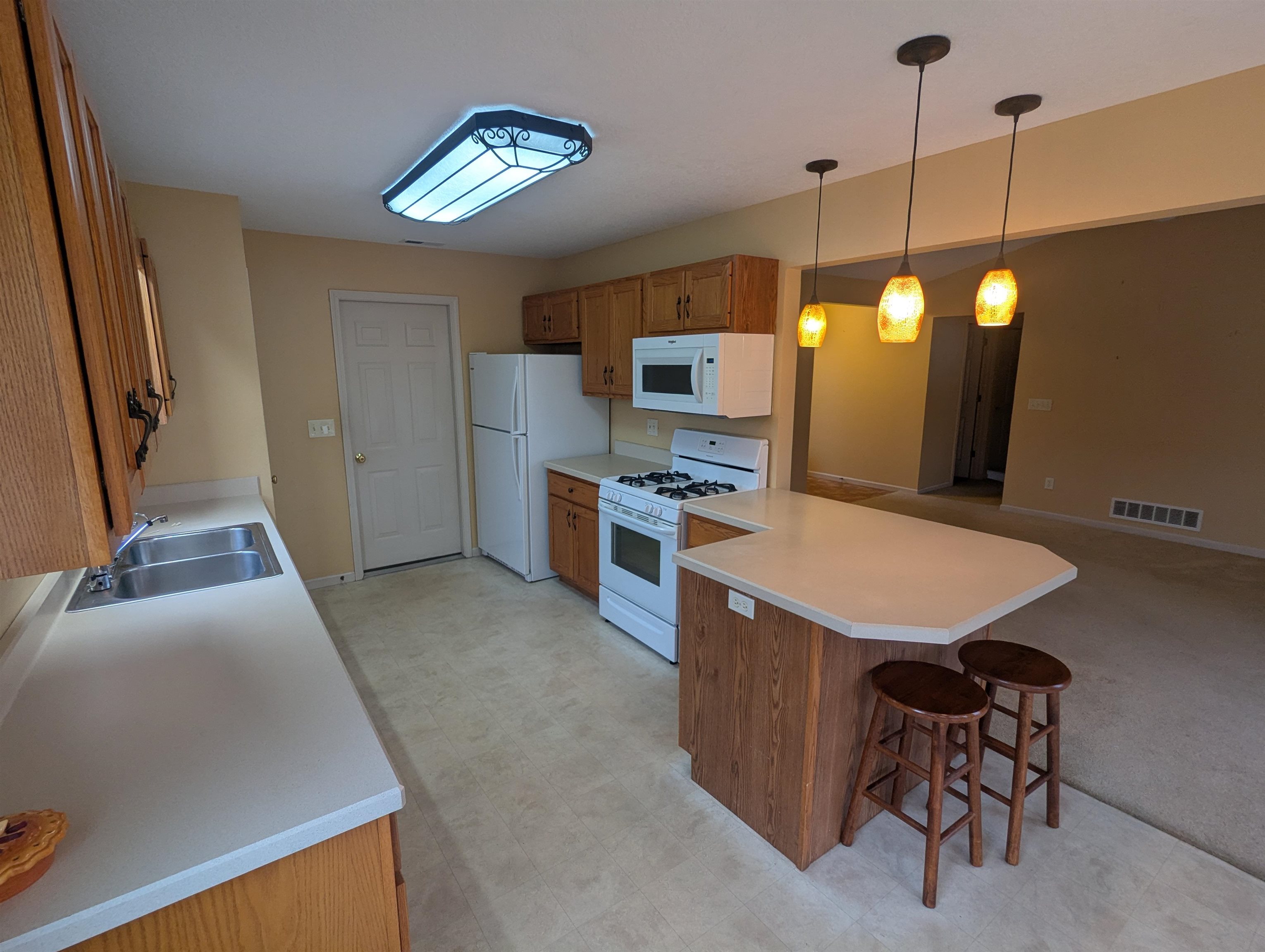417 Rampart Drive Fort Wayne, IN 46845 - Photo 11 of 32 Gallery Image 11