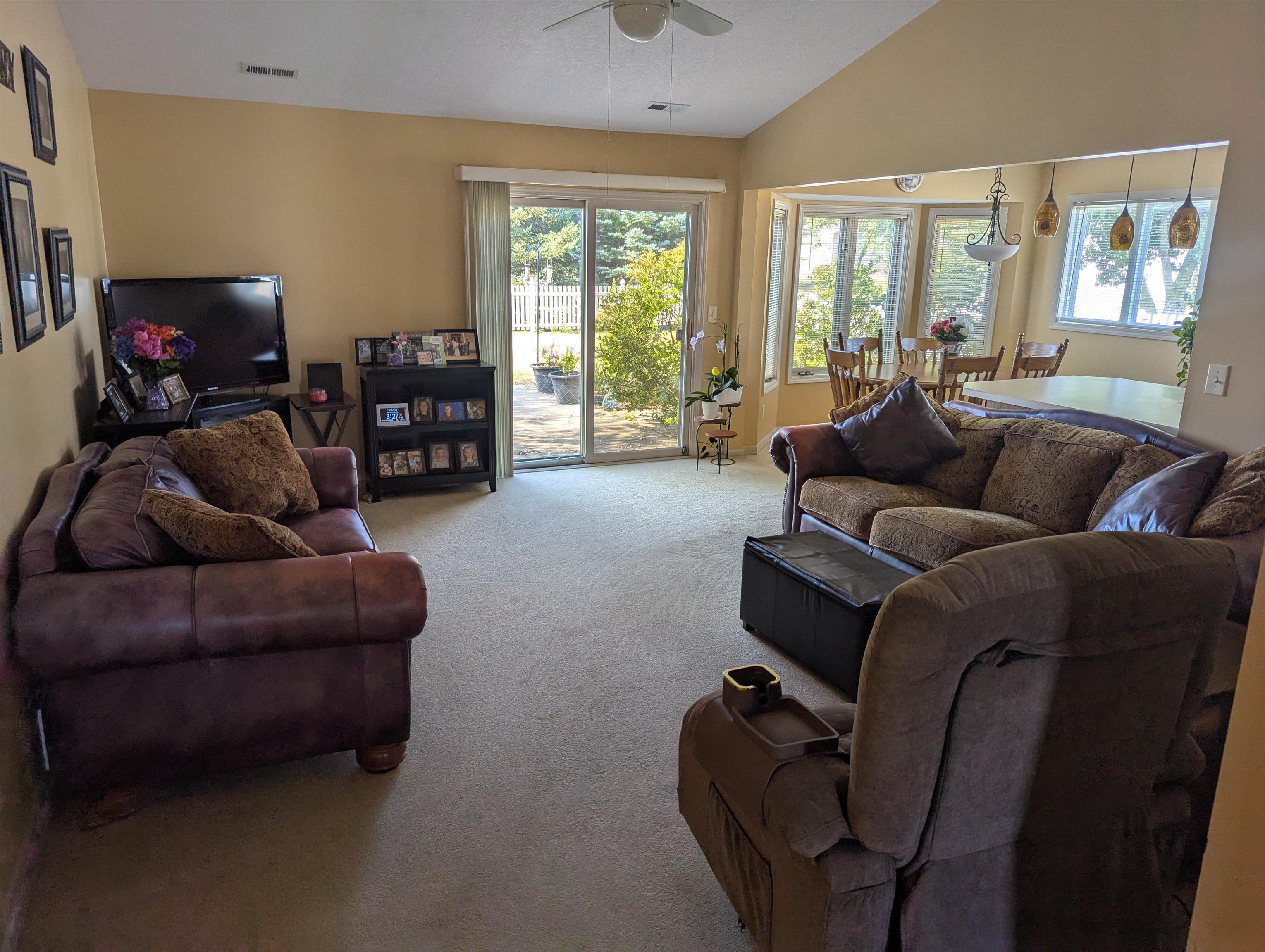 417 Rampart Drive Fort Wayne, IN 46845 - Photo 8 of 17