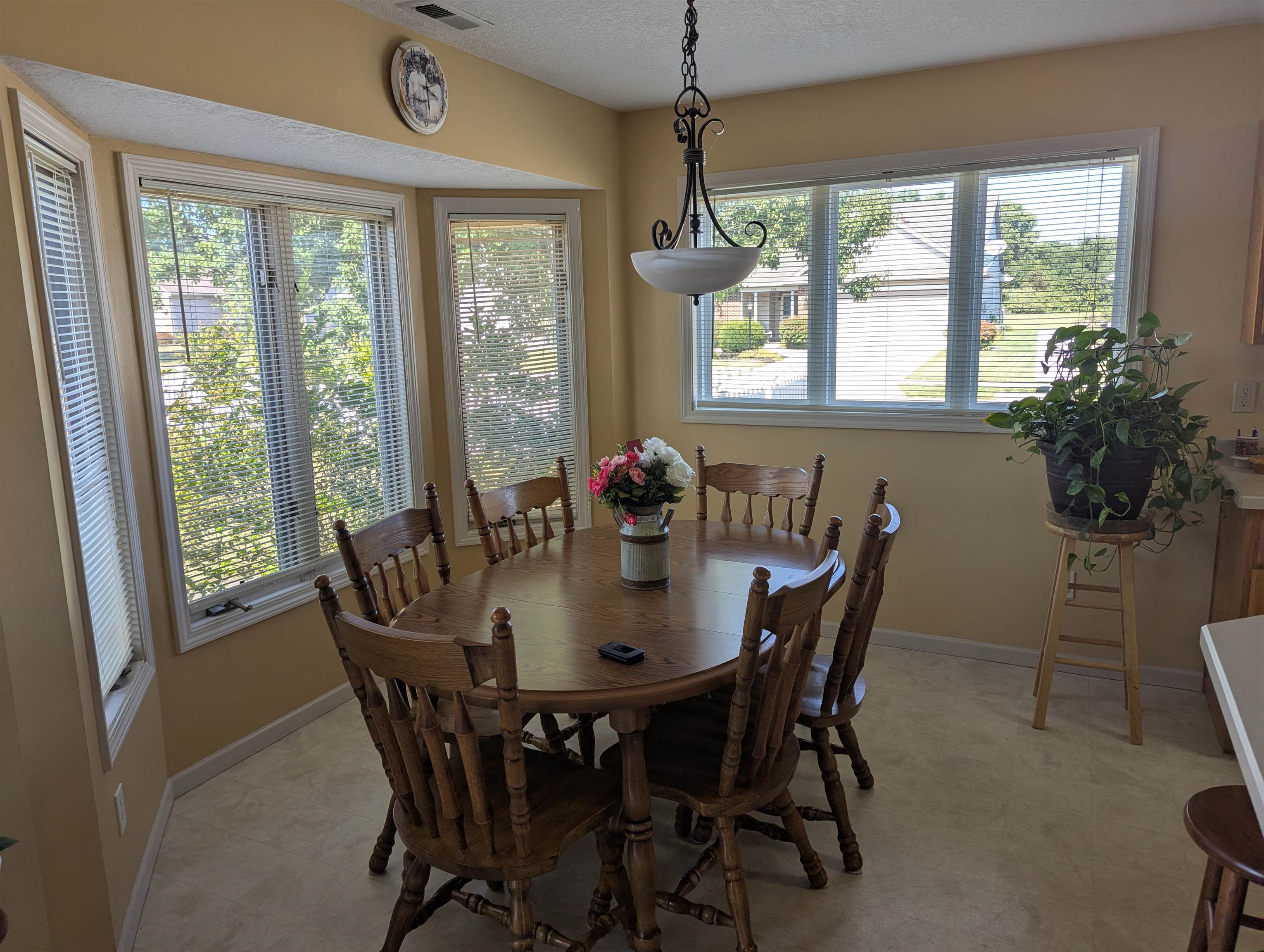 417 Rampart Drive Fort Wayne, IN 46845 - Photo 9 of 17