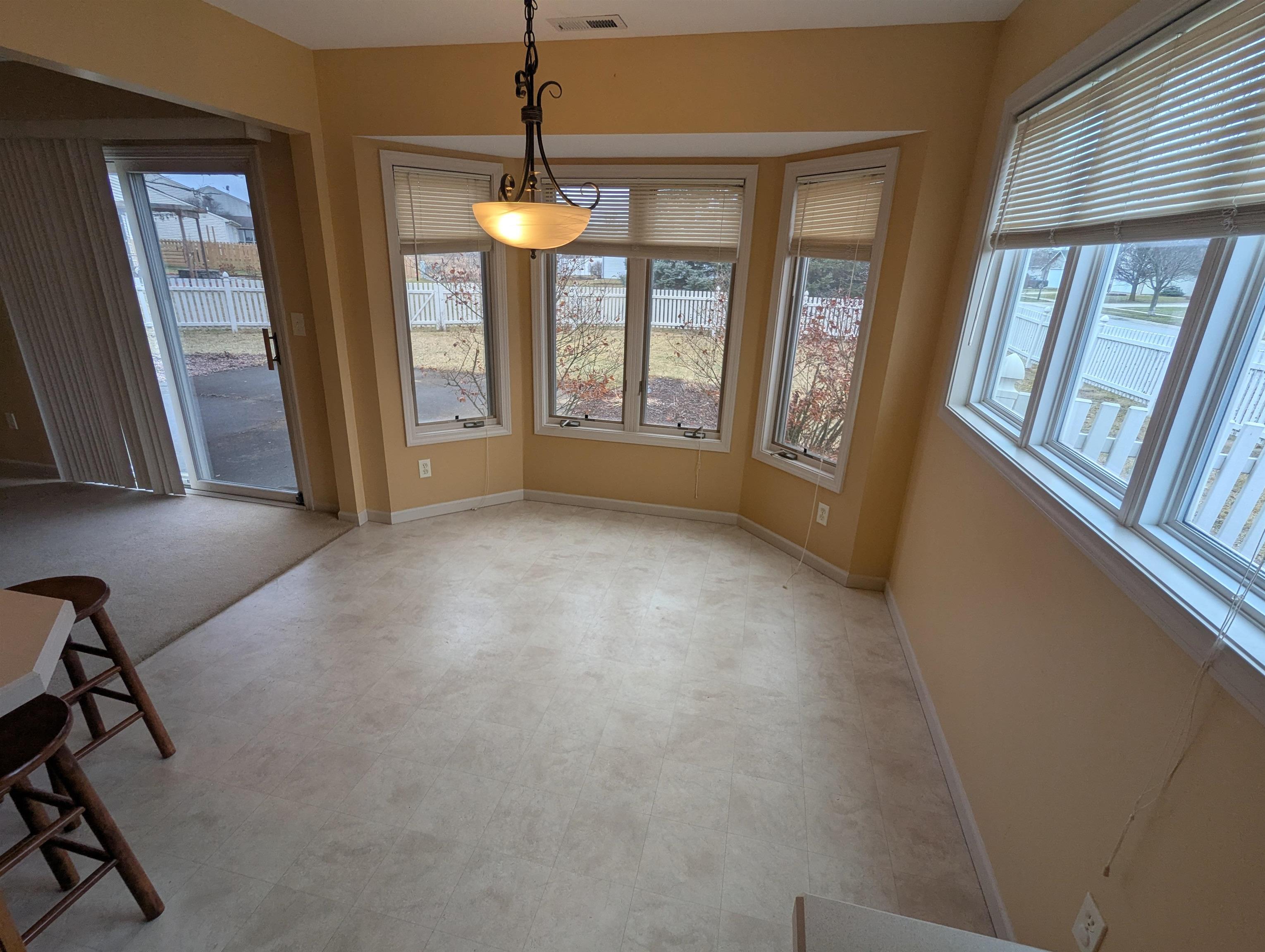 417 Rampart Drive Fort Wayne, IN 46845 - Photo 10 of 32 Gallery Image 10