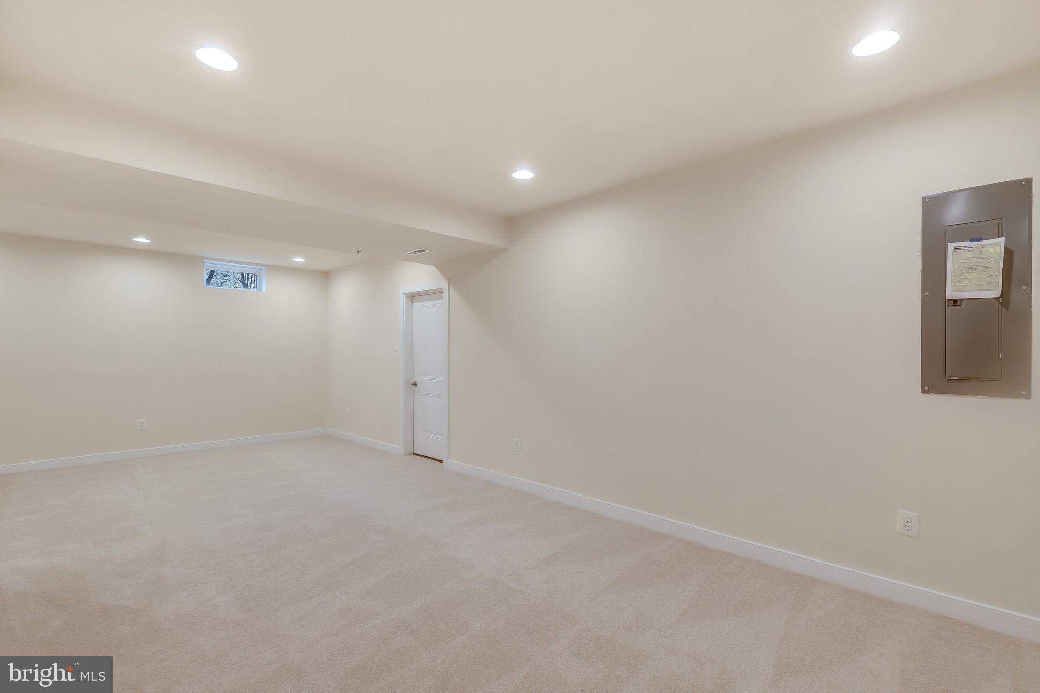7537 Harmans Road Harmans, MD 21077 - Photo 26 of 31