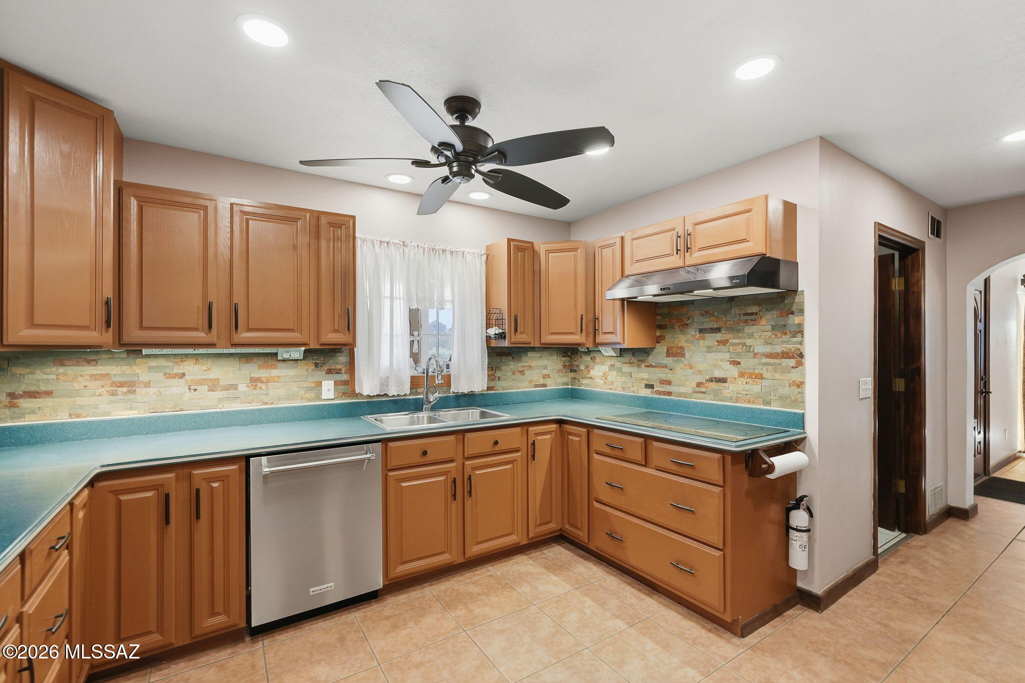 245 South Stallion Ranch Road Benson, AZ 85602 - Photo 11 of 47