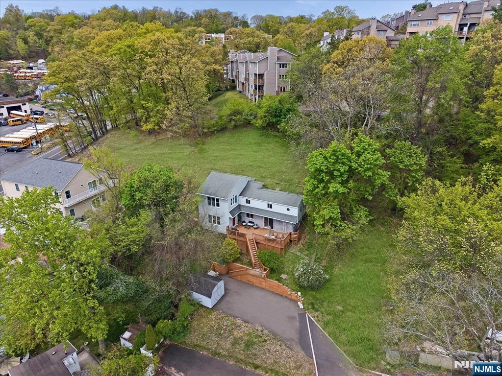 17 Albanese Road Haledon, NJ 07508 - Photo 27 of 28