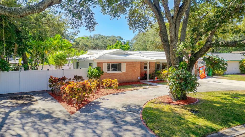 5650 97th Way North St. Petersburg, FL 33708 - Photo 1 of 1