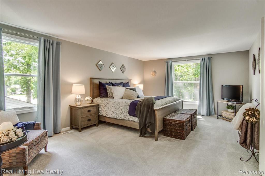 1635 North Kilburn Road Rochester Hills, MI 48306 - Photo 48 of 62