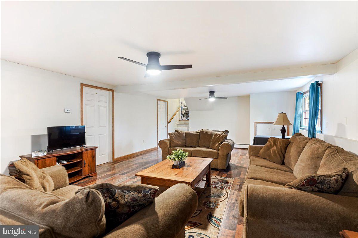 41 Dechert Road Conshohocken, PA 19428 - Photo 21 of 39 Family Room