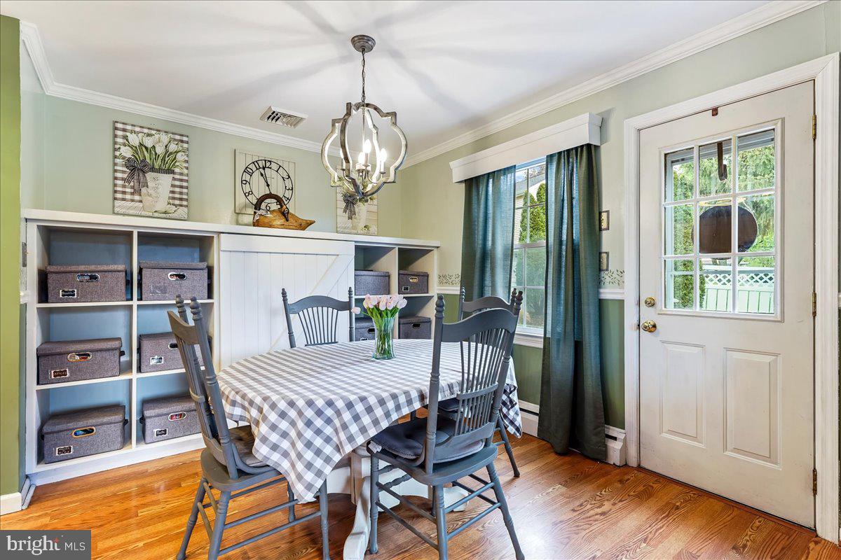 41 Dechert Road Conshohocken, PA 19428 - Photo 8 of 39 Custom Built-in cabinetry