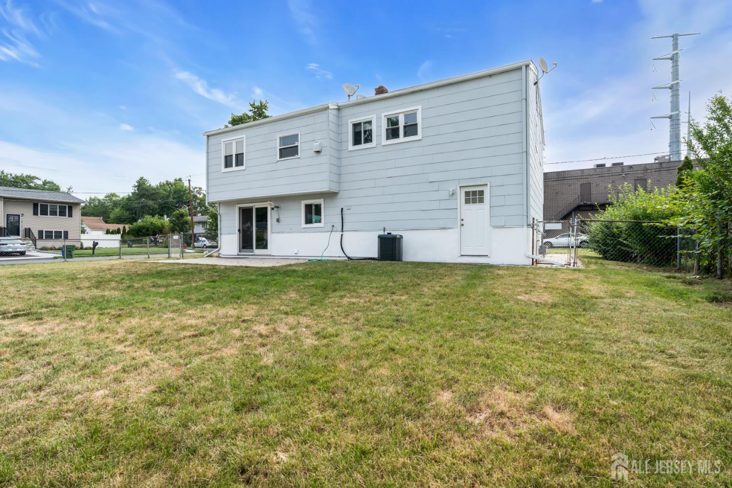 125 Jeff Street Edison, NJ 08837 - Photo 43 of 45