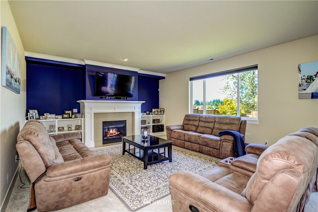 18014 40th Drive Southeast Bothell, WA 98012 - Photo 9 of 25 Gallery Image 9