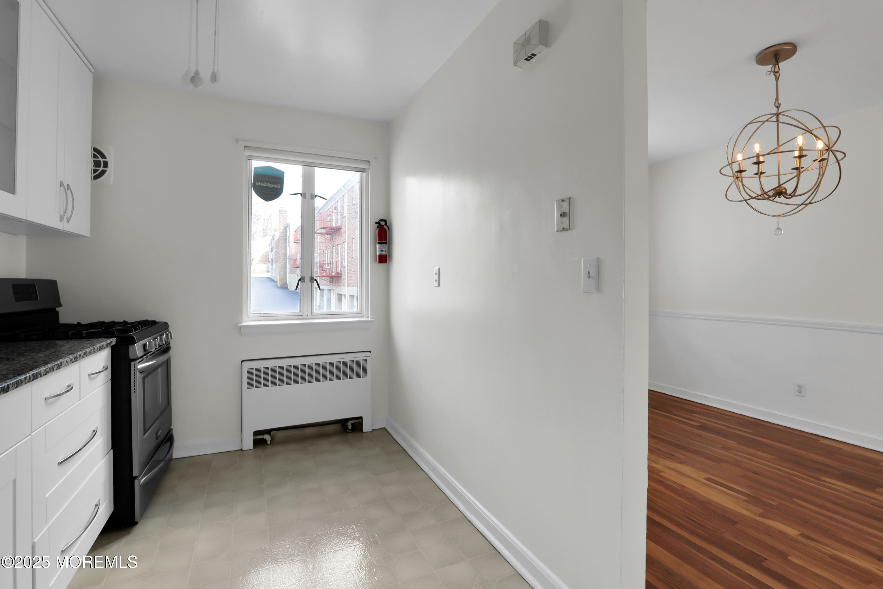 283 Spring Street, Unit 283B Red Bank, NJ 07701 - Photo 14 of 28 1F8A8809-022-012-3360x2240