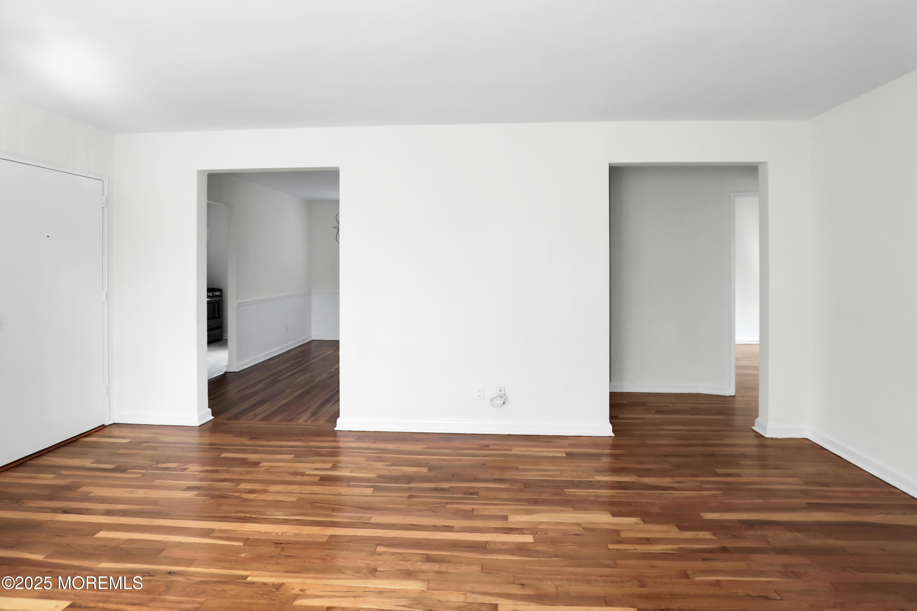 283 Spring Street, Unit 283B Red Bank, NJ 07701 - Photo 28 of 28 1F8A8819-024-007-3360x2240