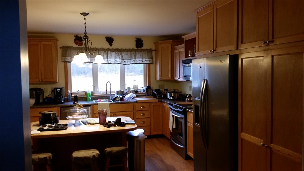 372 C V U Road Hinesburg, VT 05461 - Photo 4 of 15