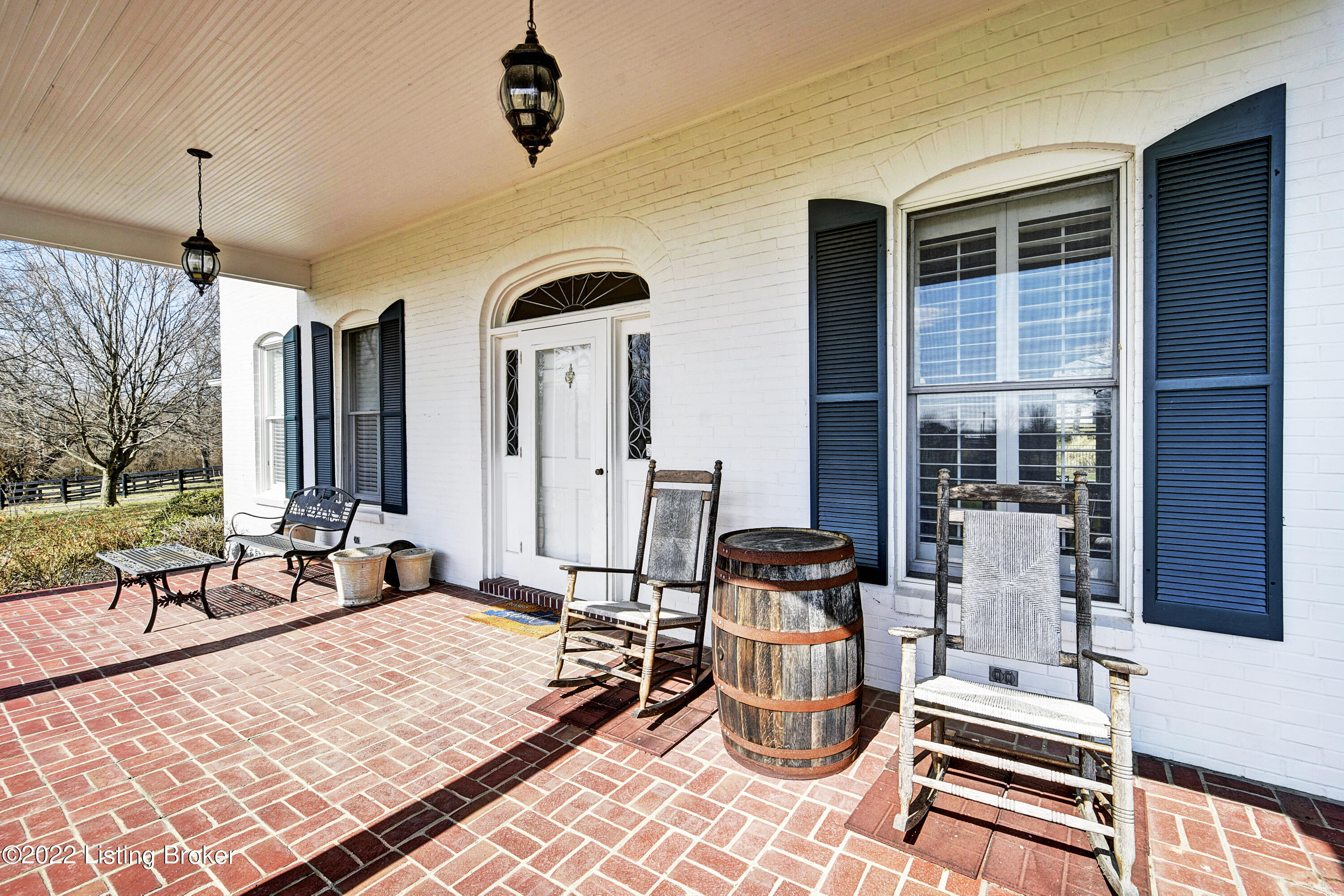 2322 Veechdale Road Simpsonville, KY 40067 - Photo 2 of 42 _DSC8436_37_38_39_40