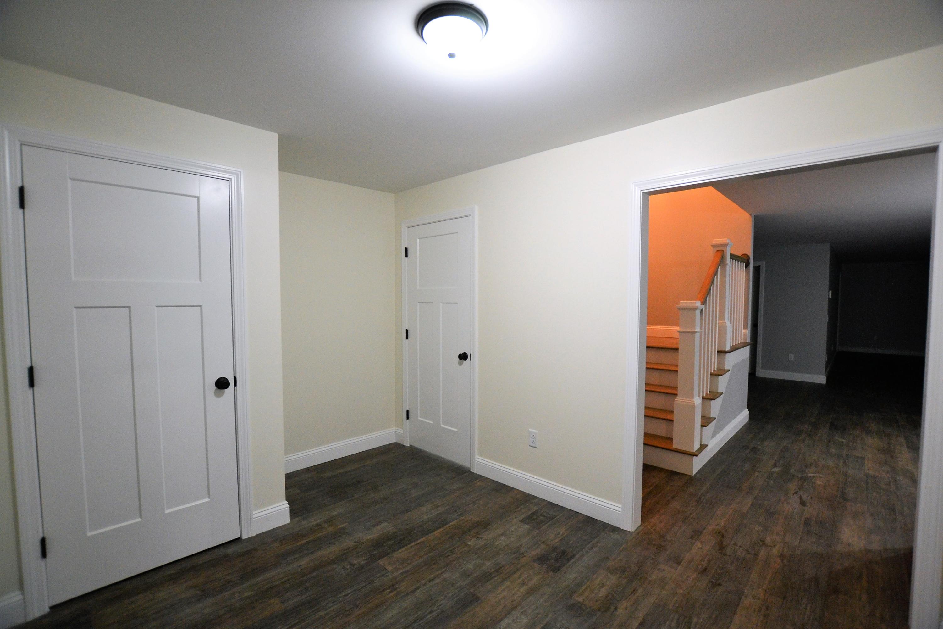 38 Bagaduce Road Holden, ME 04429 - Photo 6 of 35 Entryway