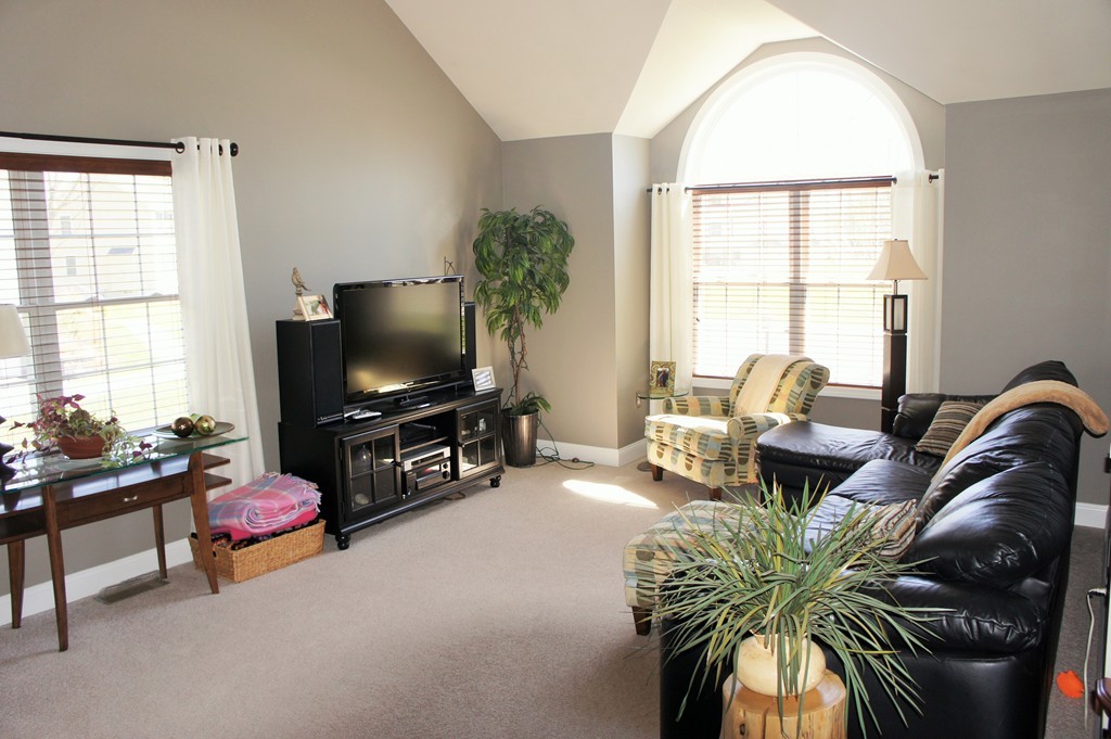 36 Cart Path Road Dracut, MA 01826 - Photo 12 of 28