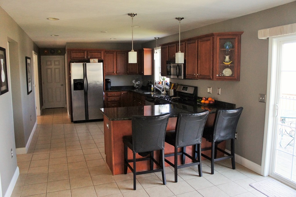 36 Cart Path Road Dracut, MA 01826 - Photo 9 of 28