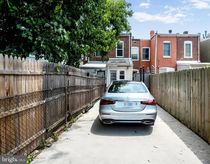 $721,000 | 315 16th Street Southeast, Washington, DC 20003