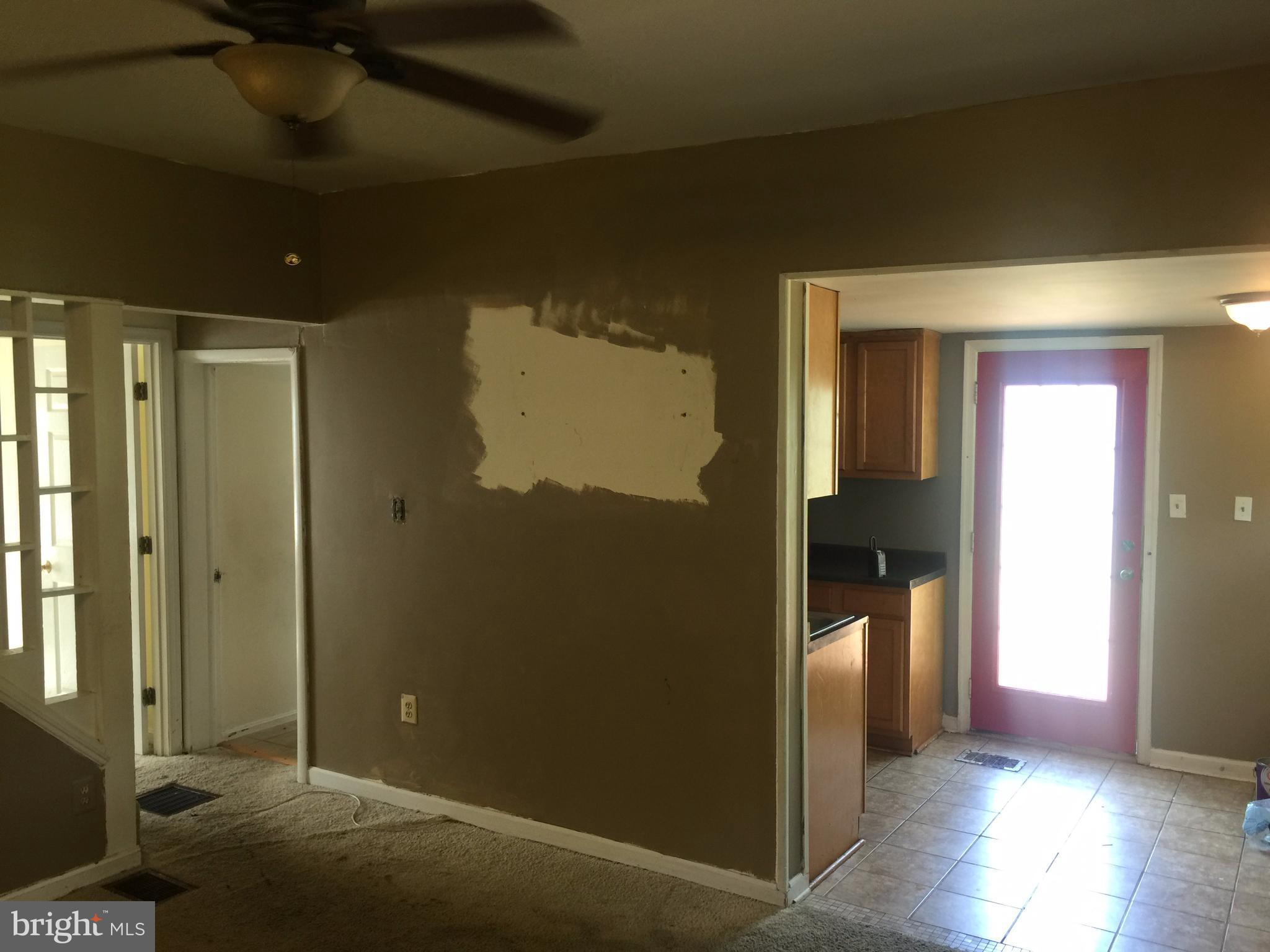 10154 High Ridge Road Laurel, MD 20723 - Photo 13 of 25 Interior (General)