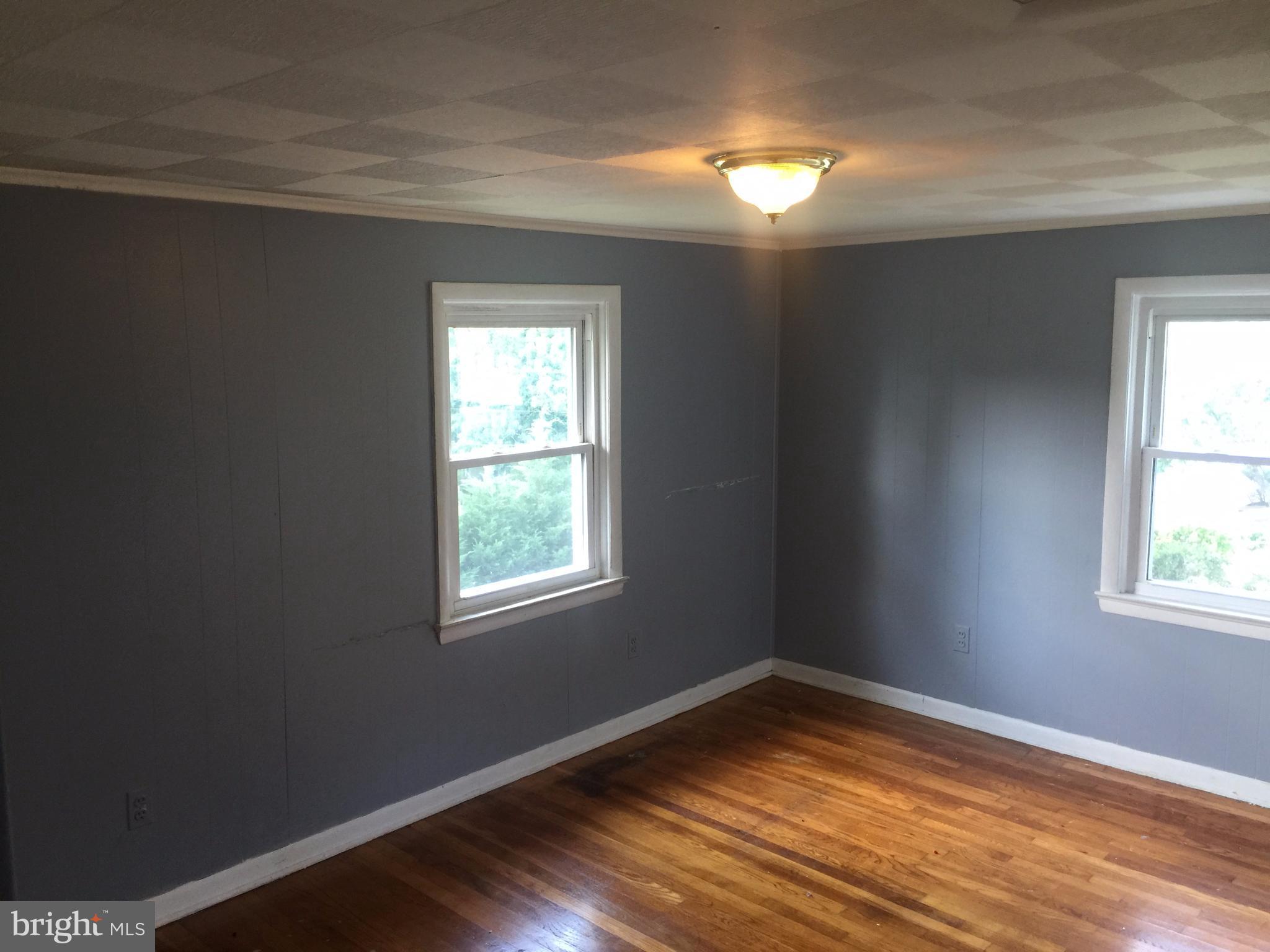 10154 High Ridge Road Laurel, MD 20723 - Photo 23 of 25 Bedroom