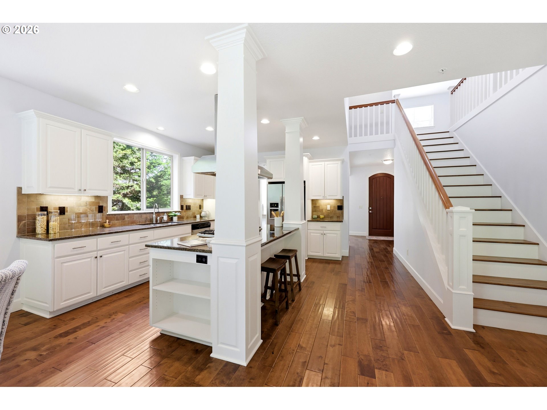 1639 Southwest Joshua Street Portland, OR 97219 - Photo 11 of 48
