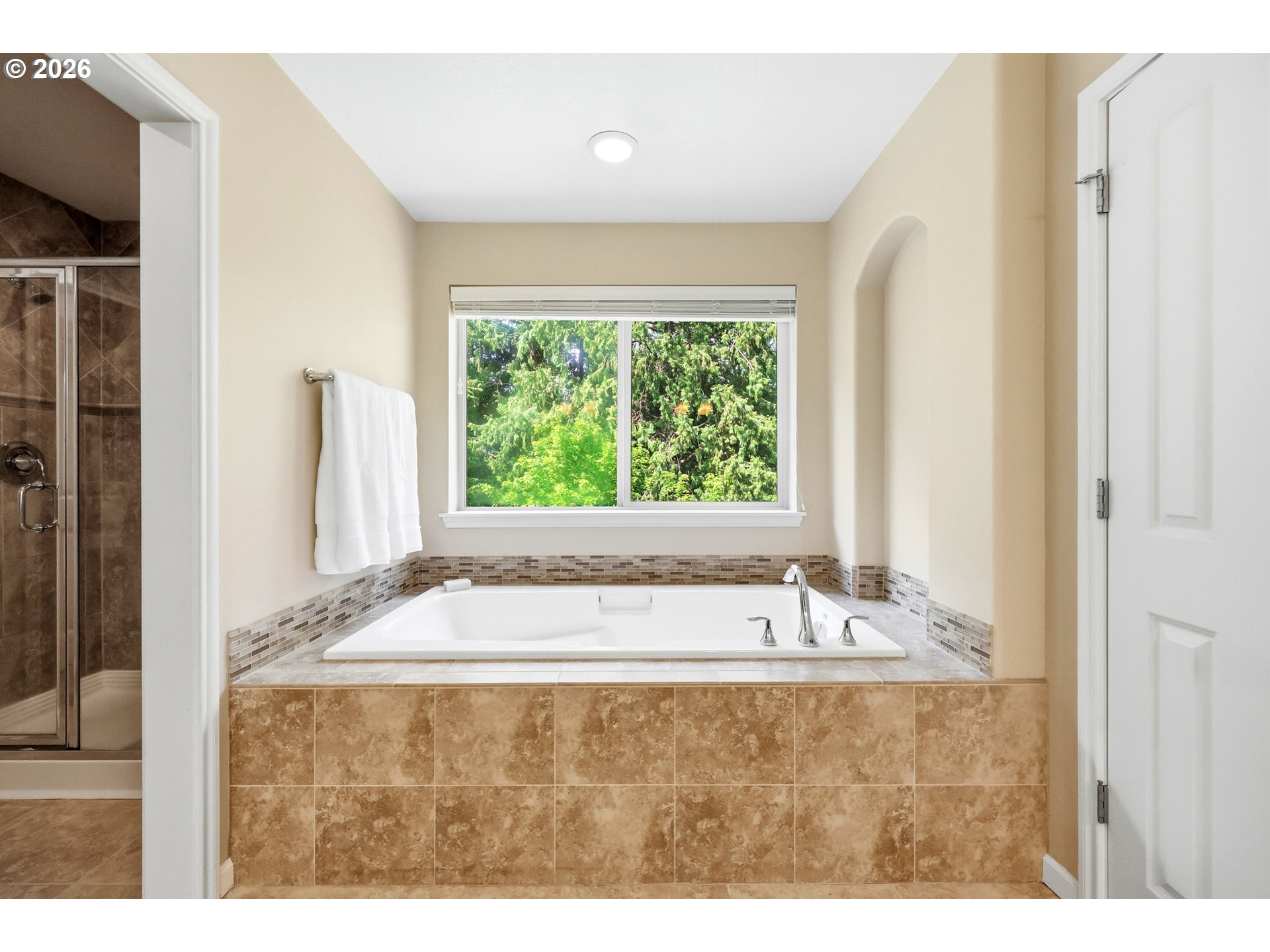 1639 Southwest Joshua Street Portland, OR 97219 - Photo 27 of 48