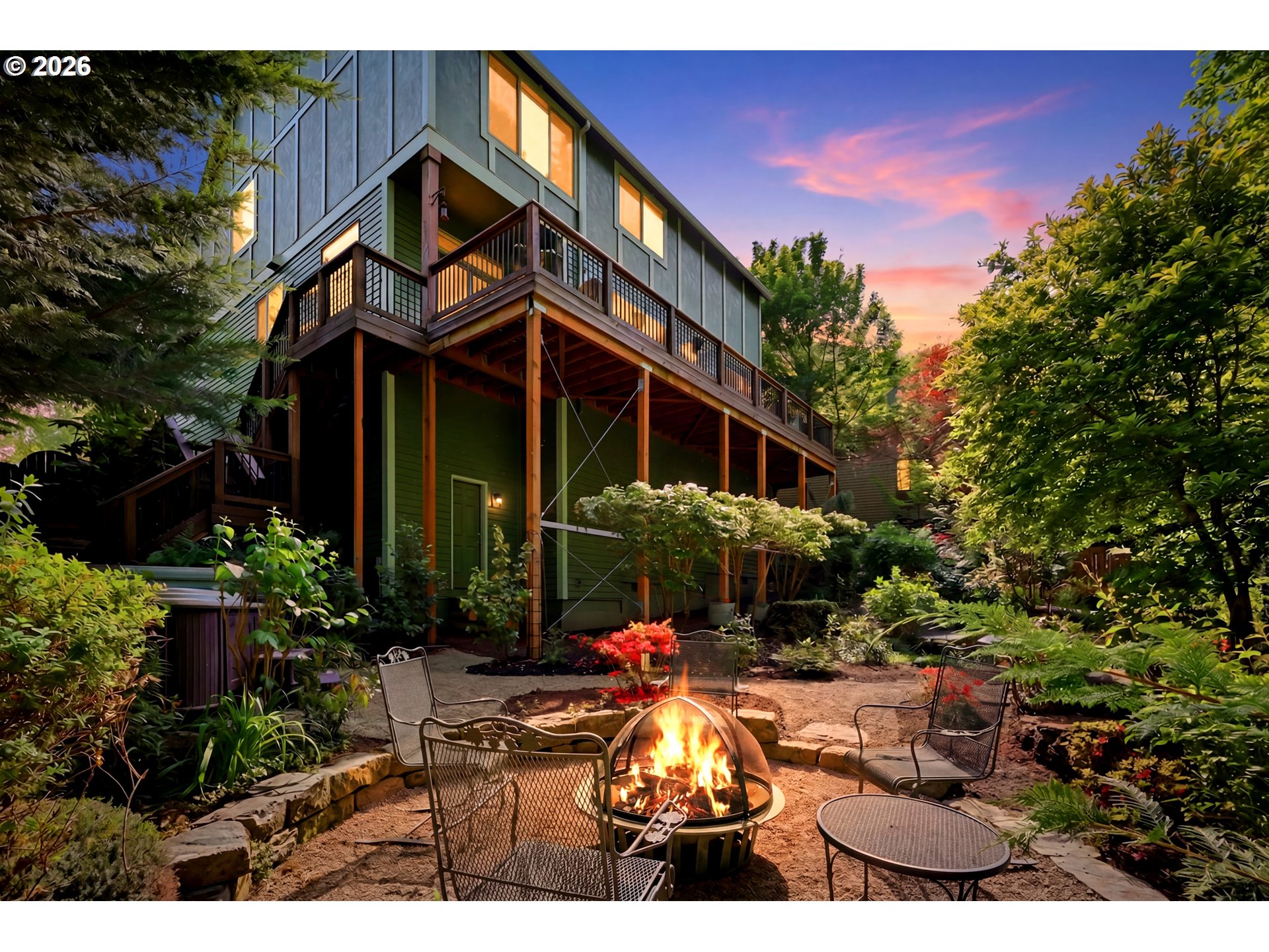 1639 Southwest Joshua Street Portland, OR 97219 - Photo 3 of 48