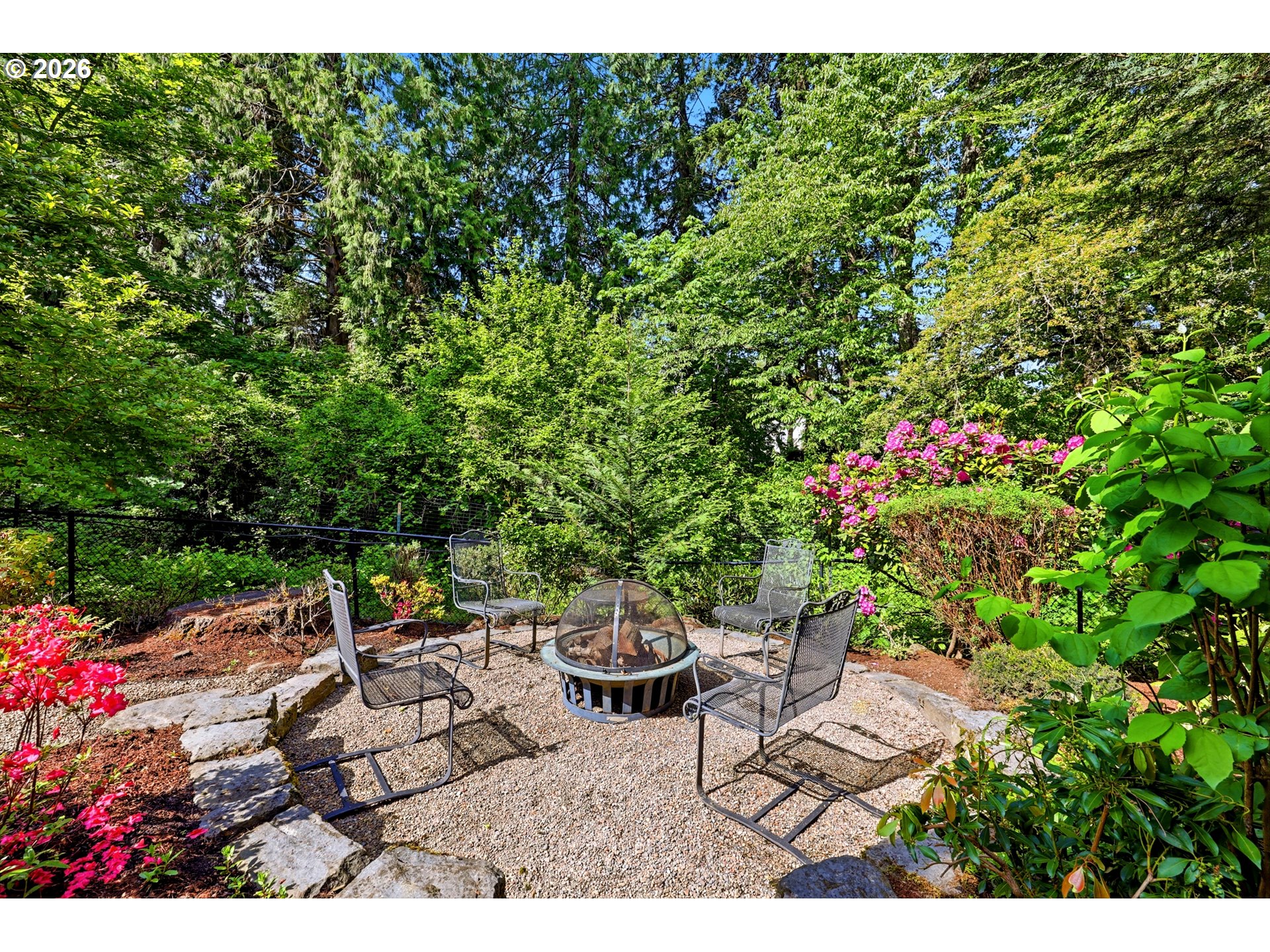 1639 Southwest Joshua Street Portland, OR 97219 - Photo 39 of 48