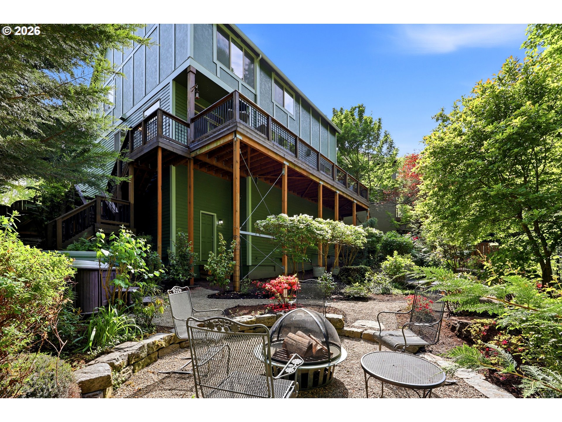 1639 Southwest Joshua Street Portland, OR 97219 - Photo 40 of 48