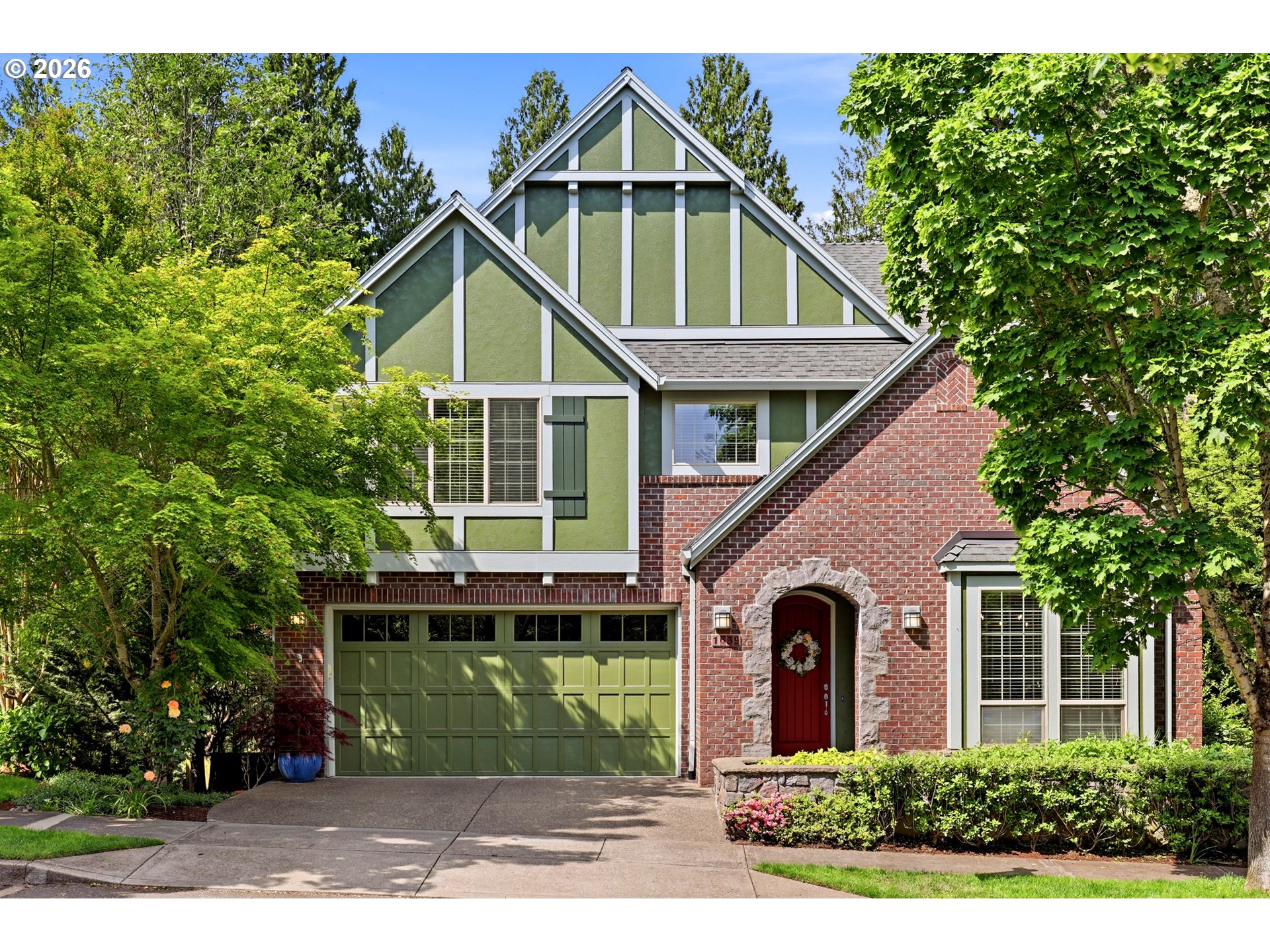 1639 Southwest Joshua Street Portland, OR 97219 - Photo 4 of 48