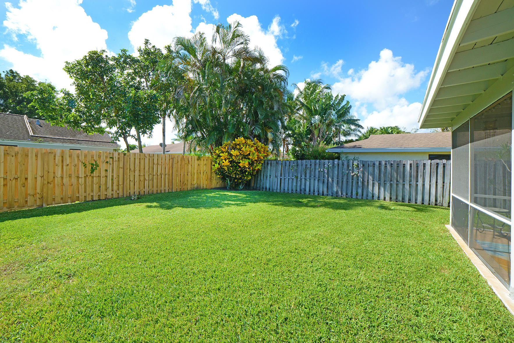 4816 Sugar Pine Drive Boca Raton, FL 33487 - Photo 15 of 37 Yard