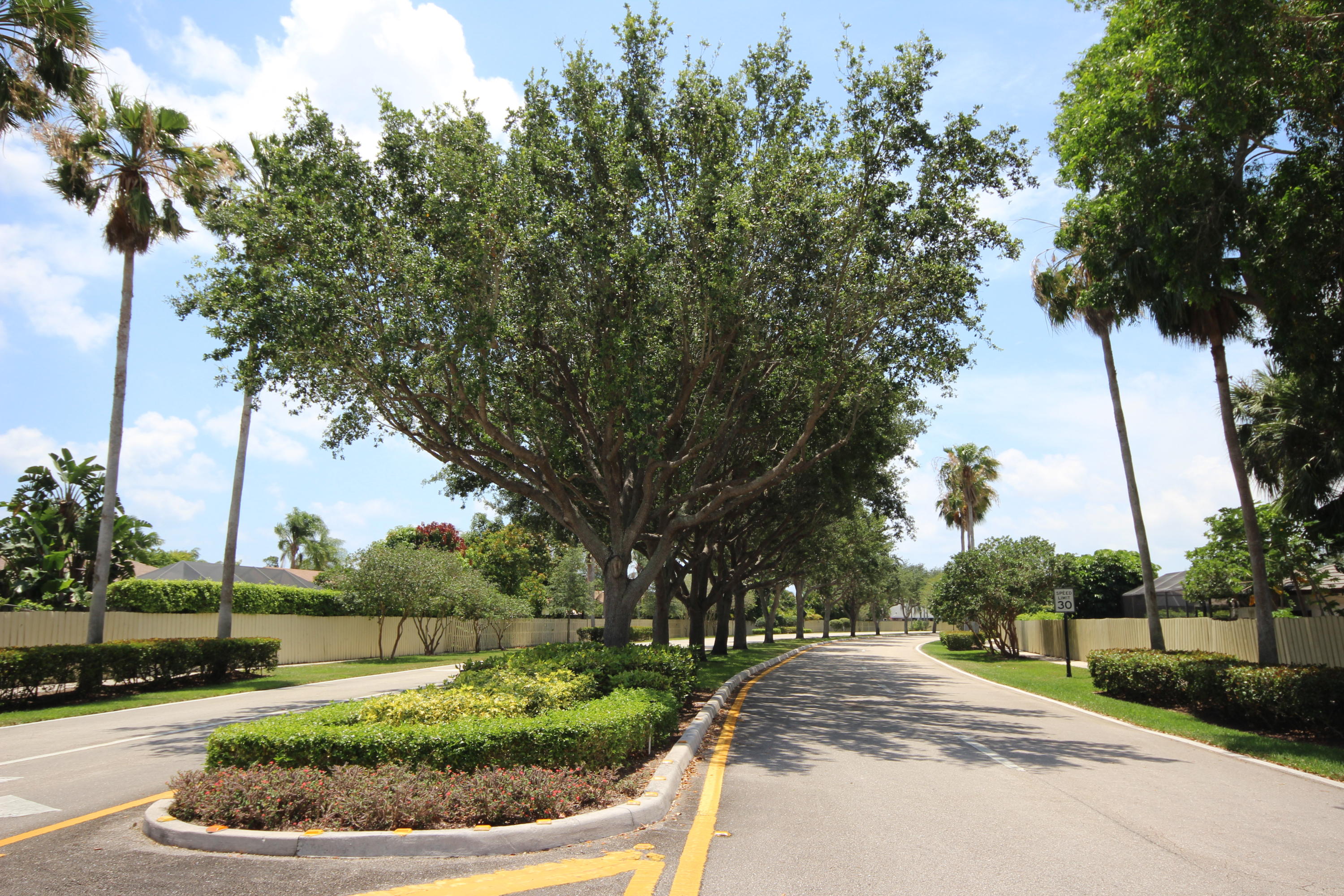 4816 Sugar Pine Drive Boca Raton, FL 33487 - Photo 37 of 37 Pheasant Way